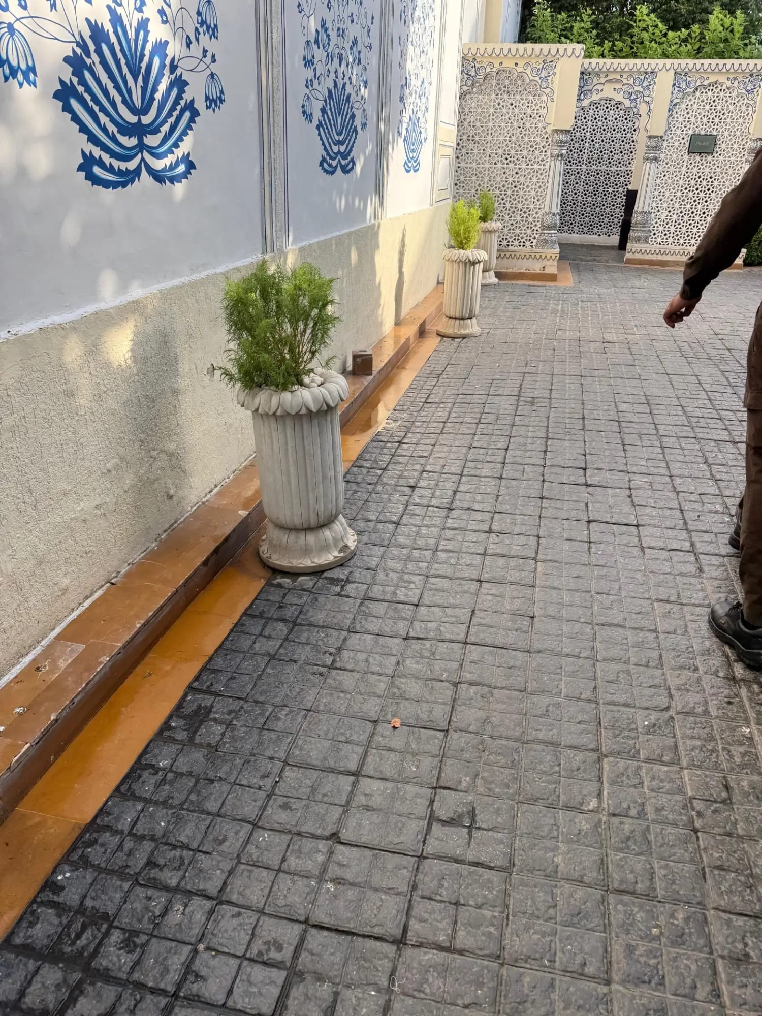 Fluted planter — carved in beige sandstone